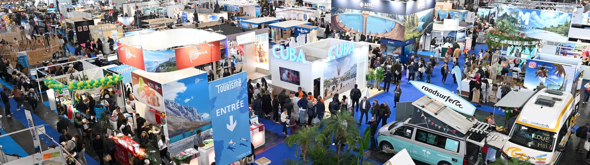 les stands du salon mondial du tourisme